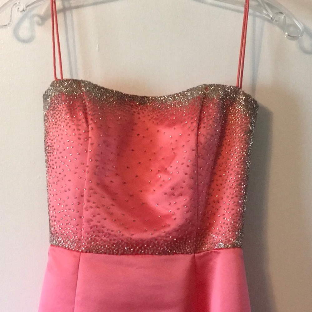 Donna Gray Size 2 Formal Gown, peach color